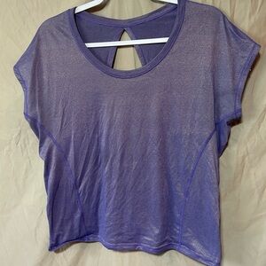 Lululemon T-shirt